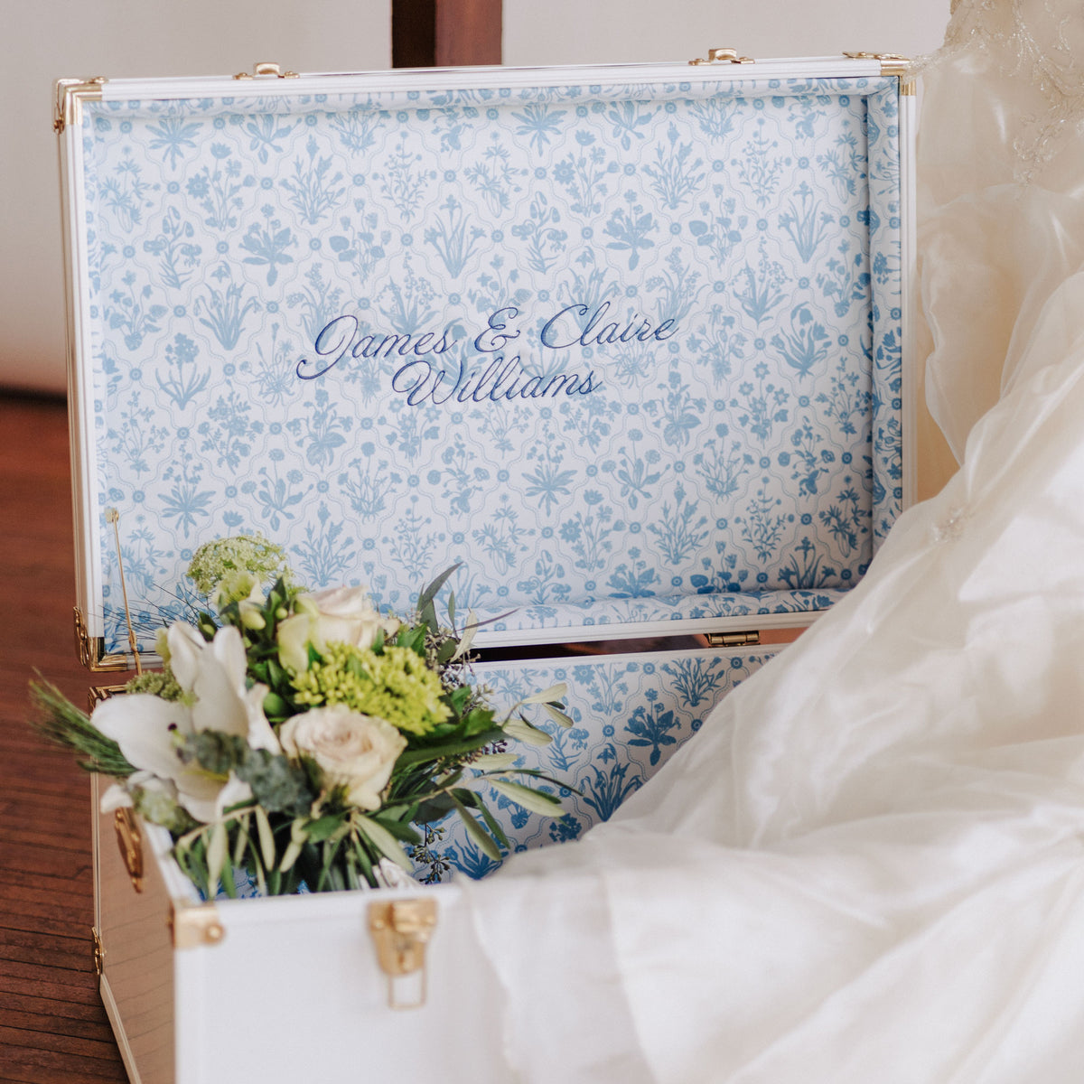 Wedding Keepsake Trunk